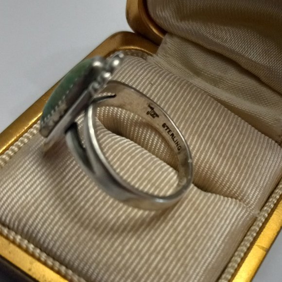 Vintage Bell Trading Post Sterling Silver and Turquoise Ring - Picture 7 of 8